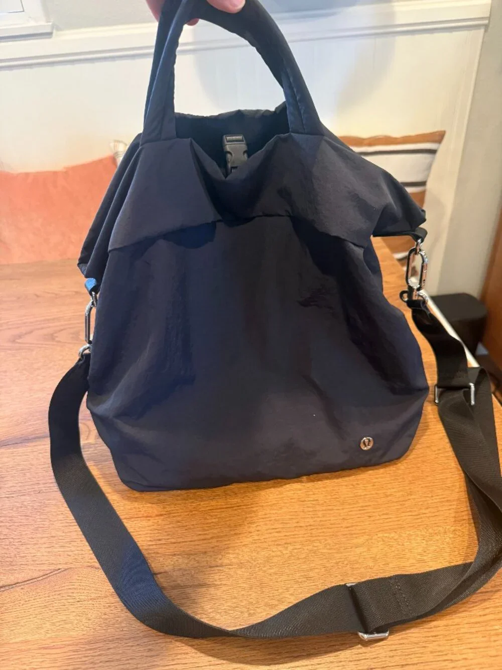 Lululemon On My Level 19L Black Crossbody Tote shoulder Bag